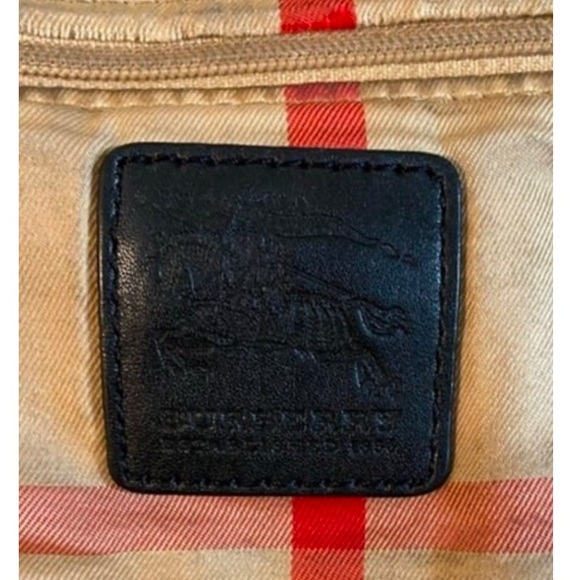 Burberry Nylon Bag with Nova-check Interior - Picture 12 of 13